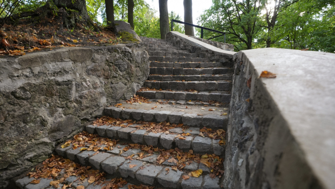 Mīlestības kalniņa trepes