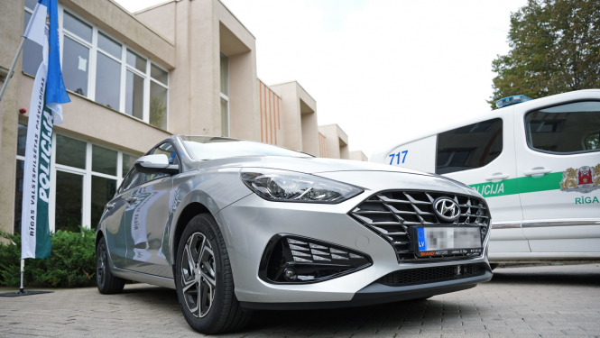 Netrafareta policijas automašīna