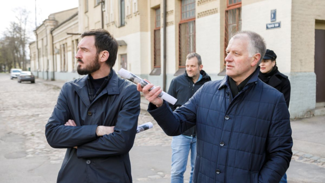 Rīgas domes Satiksmes un transporta lietu komitejas priekšsēdētājs Olafs Pulks un Satiksmes departamenta speciālisti  tiekas ar biedrību “Zasulaukam un Šampēterim”