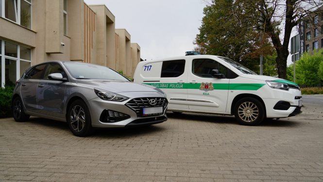 Pašvaldības policijas automašīnas