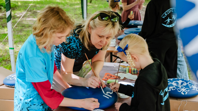 Aplglezno pērles dziesmusvētkiem