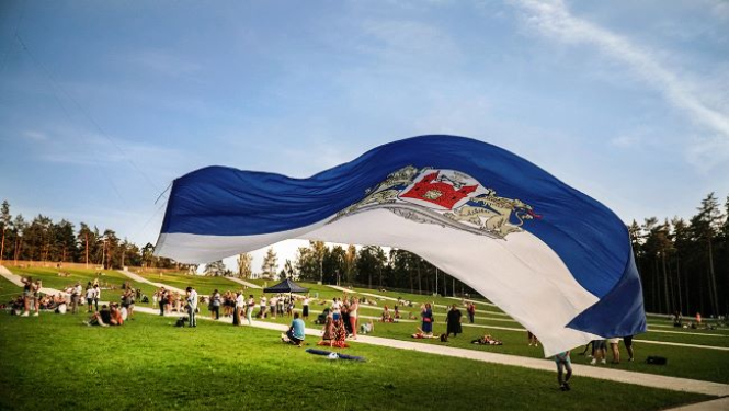 Pikniks Mežaparka Lielajā estrādē