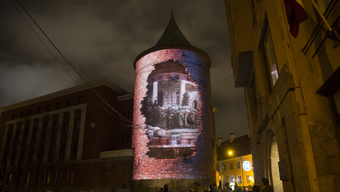 Zīmējums uz pulvertorņa