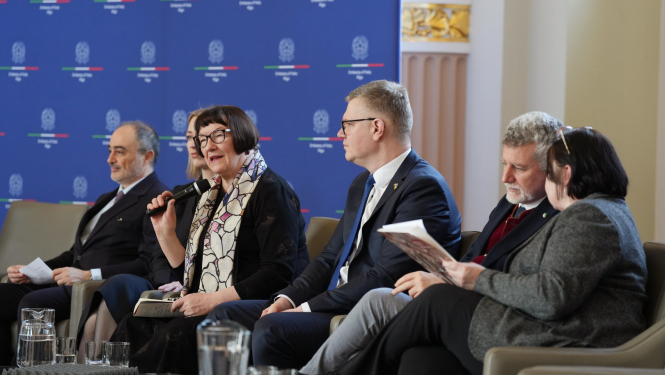 Preses konference par Itālijas mākslas izstādēm