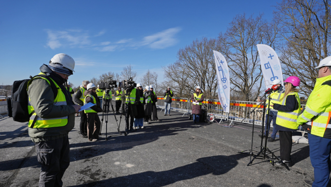 Preses konferences dalībnieki
