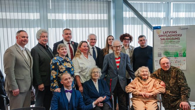 Preses konferences dalībnieki