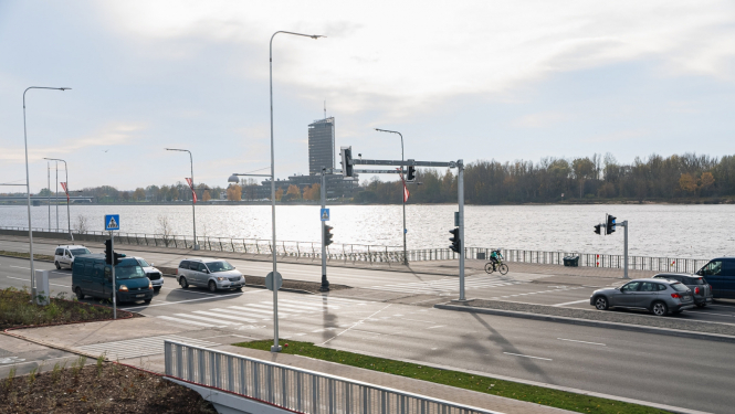 Ģenerāļa Radziņa krastmala pēc remonta