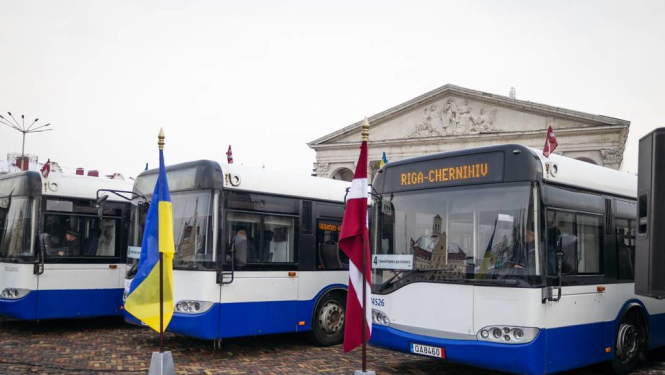 Rīgas satiksmes autobusi Čirņihivā