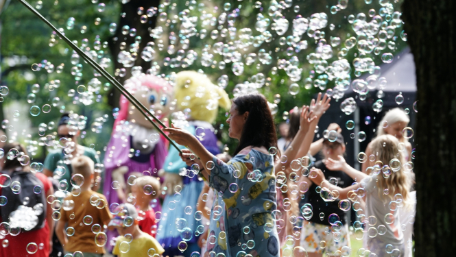 Tiek pūsti gaisa burbuļi