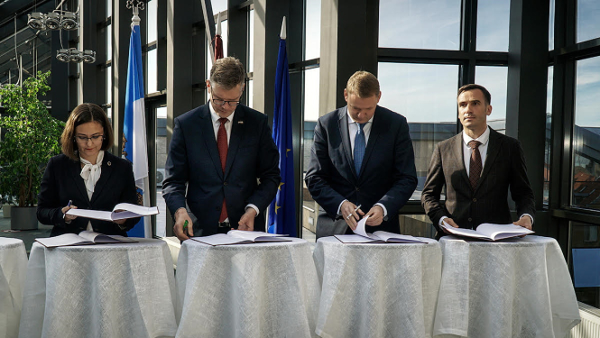 Rīcības plāna parakstīšana