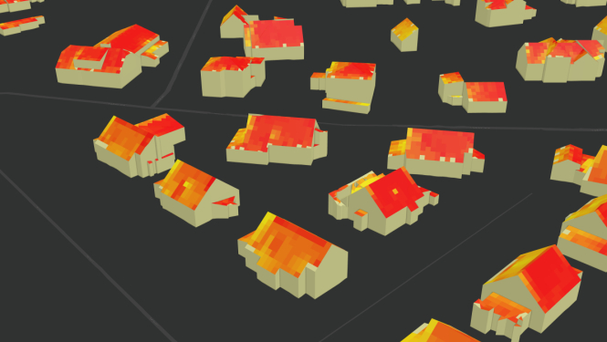 Māju jumti no augšas ar iekrāsotu saules enerģijas intensitāti