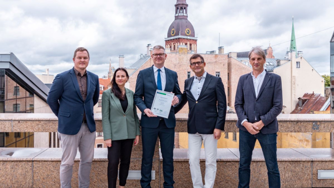 Sertifikāta pasniegšana