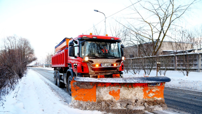 Sniega tīrīšanas mašīna