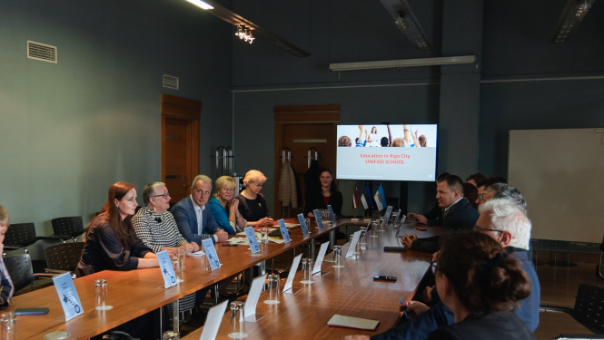 Tallinas domes pārstavji sanāksmē