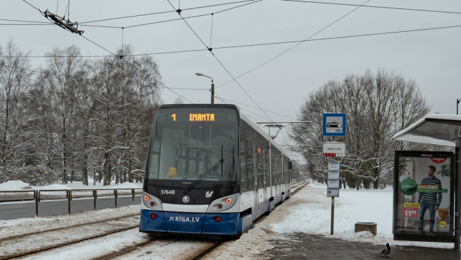 Tramvajs ziemā