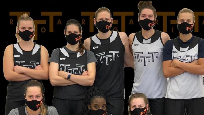 TTT Rīga basketbolistes maskās