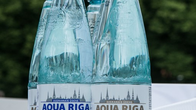 Ūdens pudeles "Aqua Rīga"
