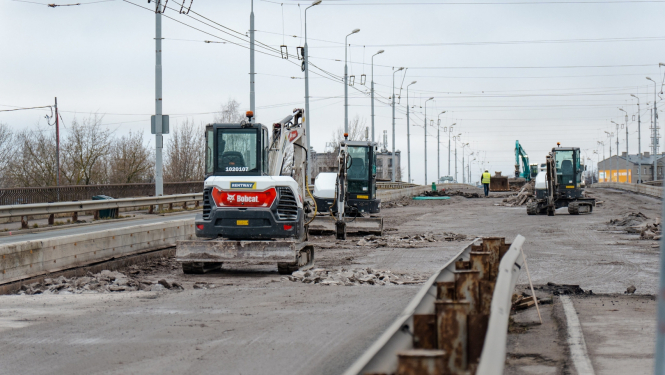 Zemitāna tilta pārbūves darbi