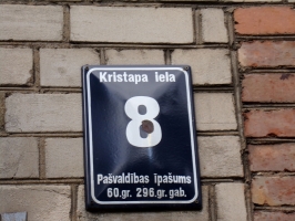 Ēka Kristapa iela 8