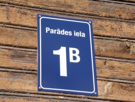 Ēka Parādes iela 1B