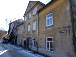 Ēka Mazā Piena iela 4