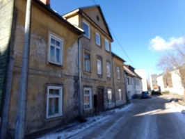 Ēka Mazā Piena iela 4