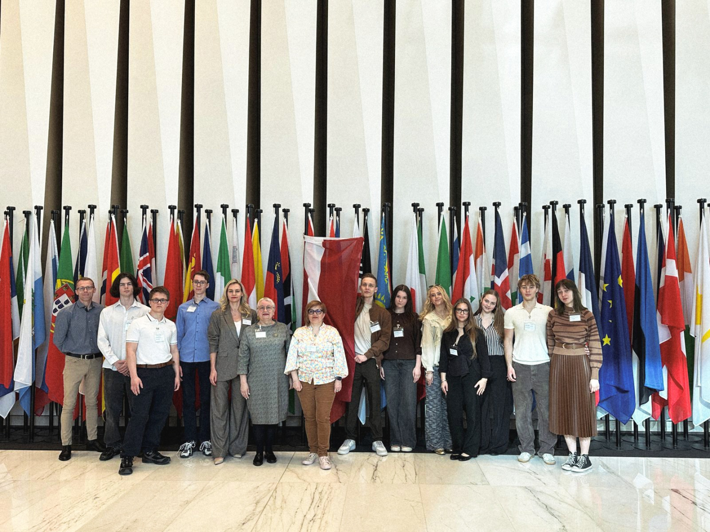 Eiropas Rekonstrukcijas un attīstības bankā Rīgas vidusskolēni