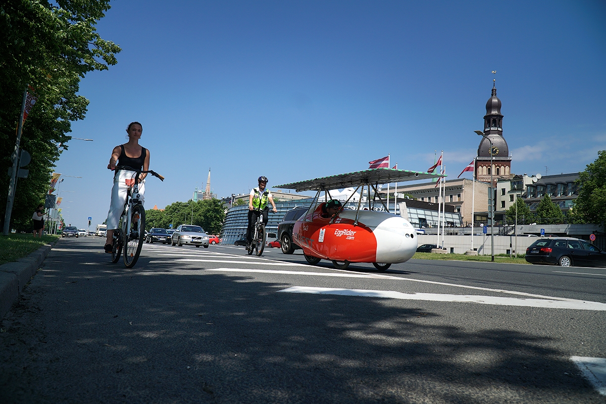 Rīgā ieradās “Sun Trip Europe” velobrauciena līderi