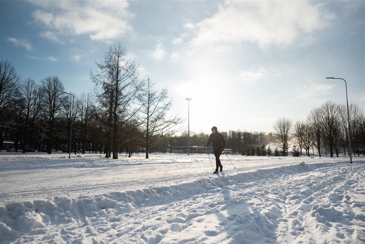 Distanču slēpošanas trase Uzvaras parkā