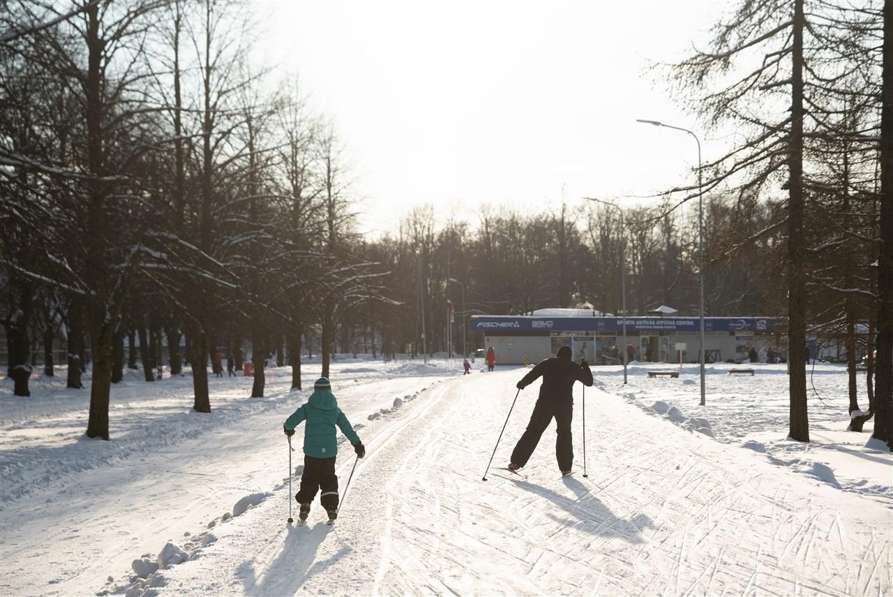 Distanču slēpošanas trase Uzvaras parkā