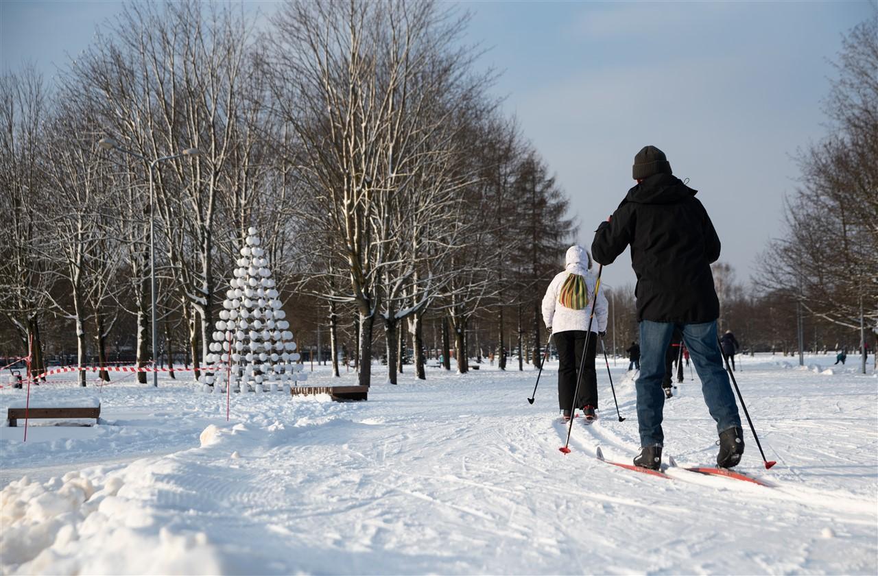 Distanču slēpošanas trase Uzvaras parkā