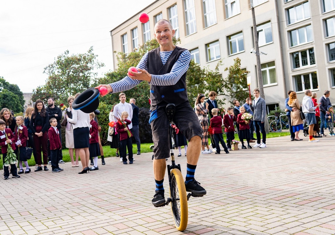 Svinīgais pasākums Rīgas Franču licejā