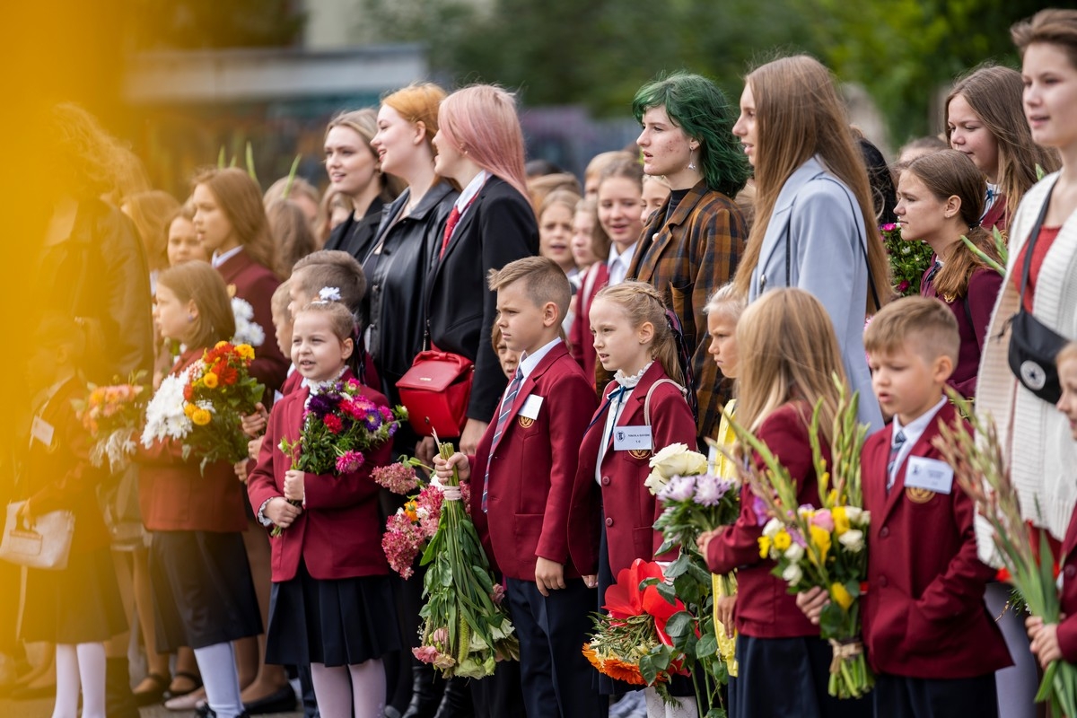 Svinīgais pasākums Rīgas Franču licejā