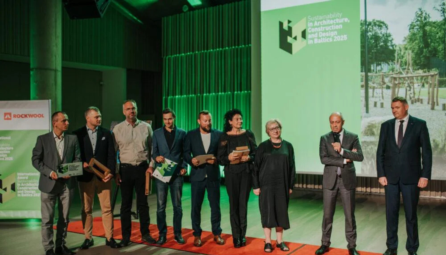 Uzvaras parka projekta komanda