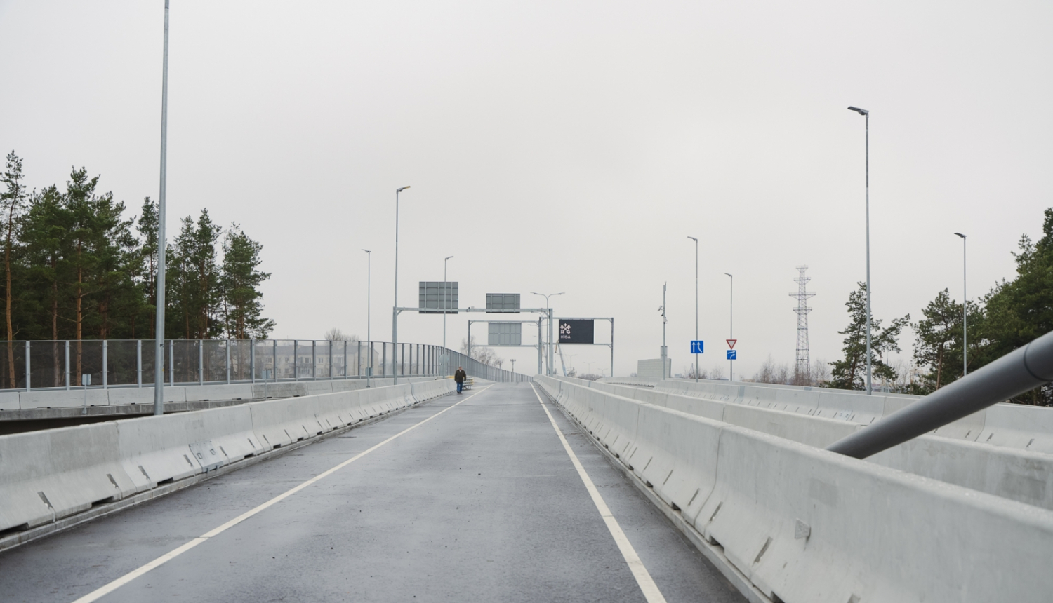 Sarkandaugavas pārvads