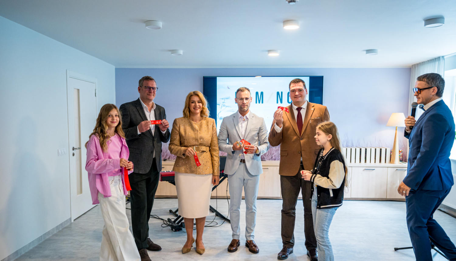 Centra atklāšanas pasākuma dalībnieki