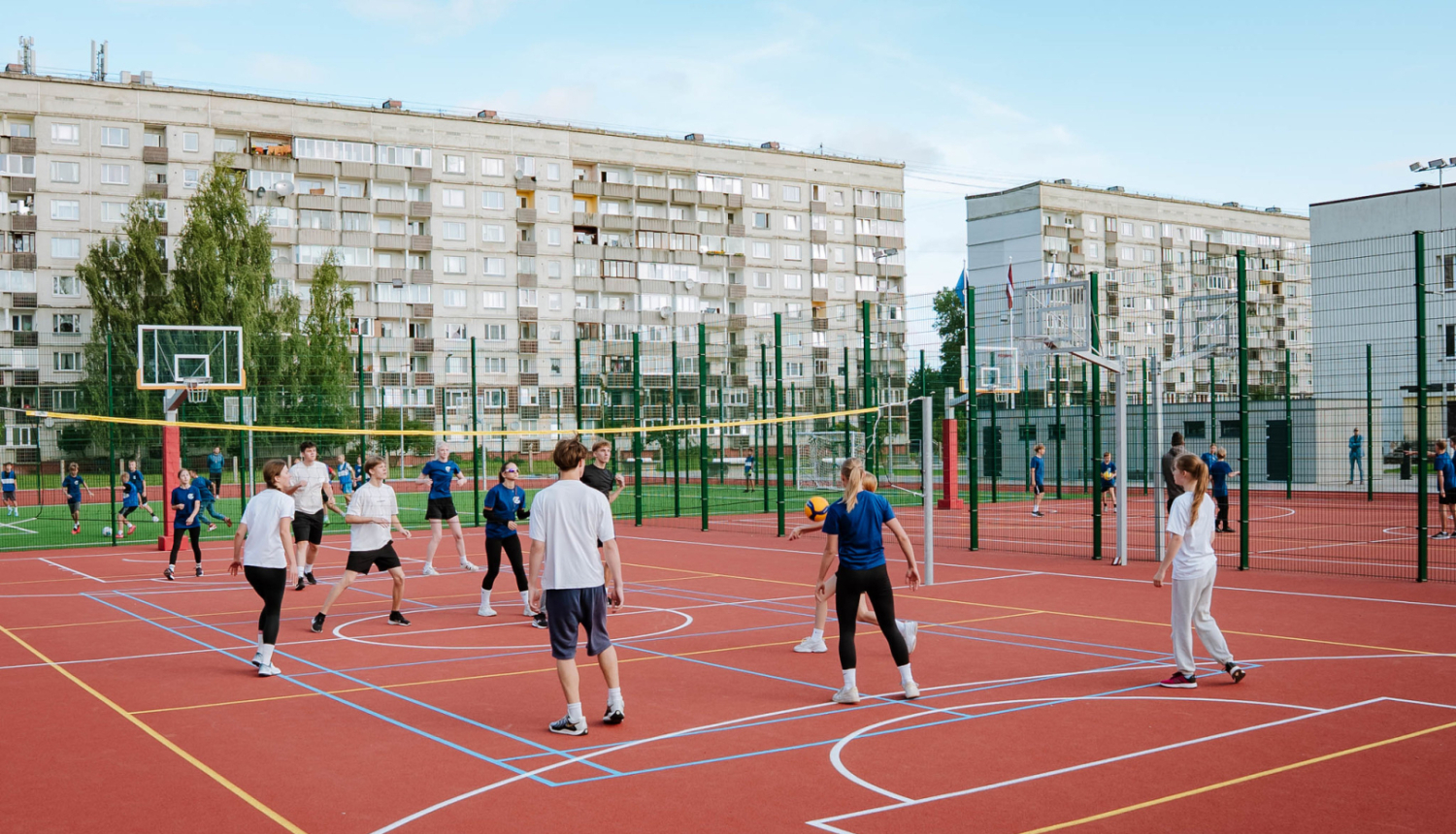Rīgas Ziemeļvalstu ģimnāzijas sporta laukums