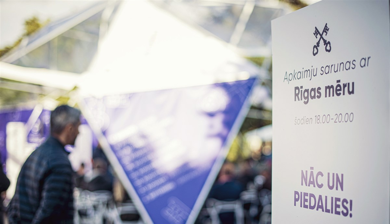 Diskusijas ar apkaimju iedzīvotājiem