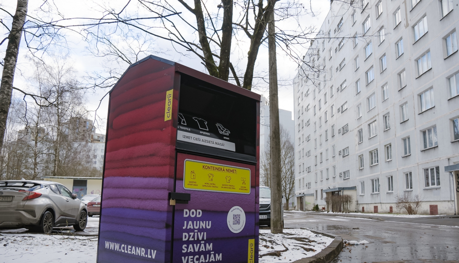 Apgērba nodošanas konteiners