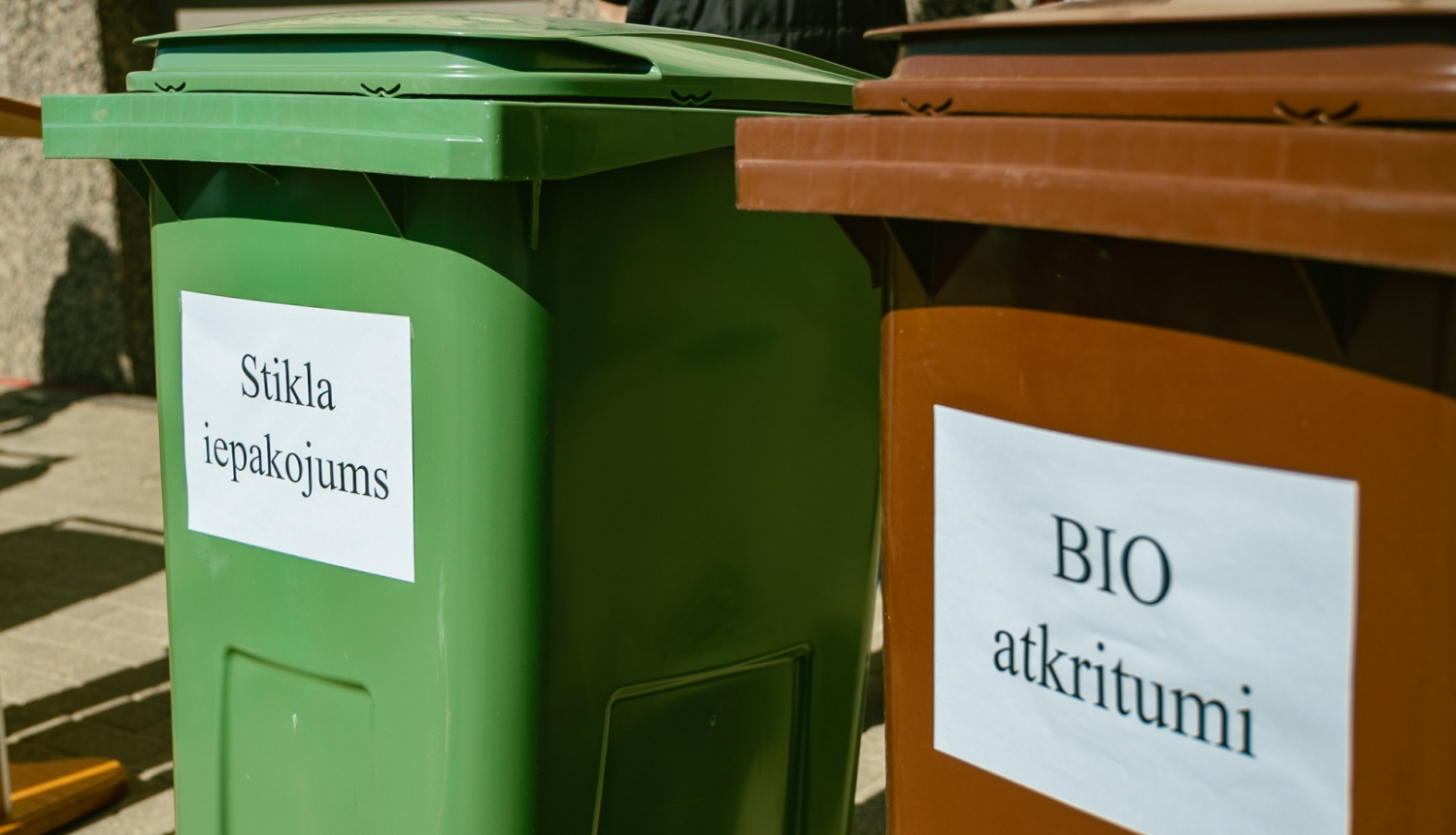 atkritumu konteineri