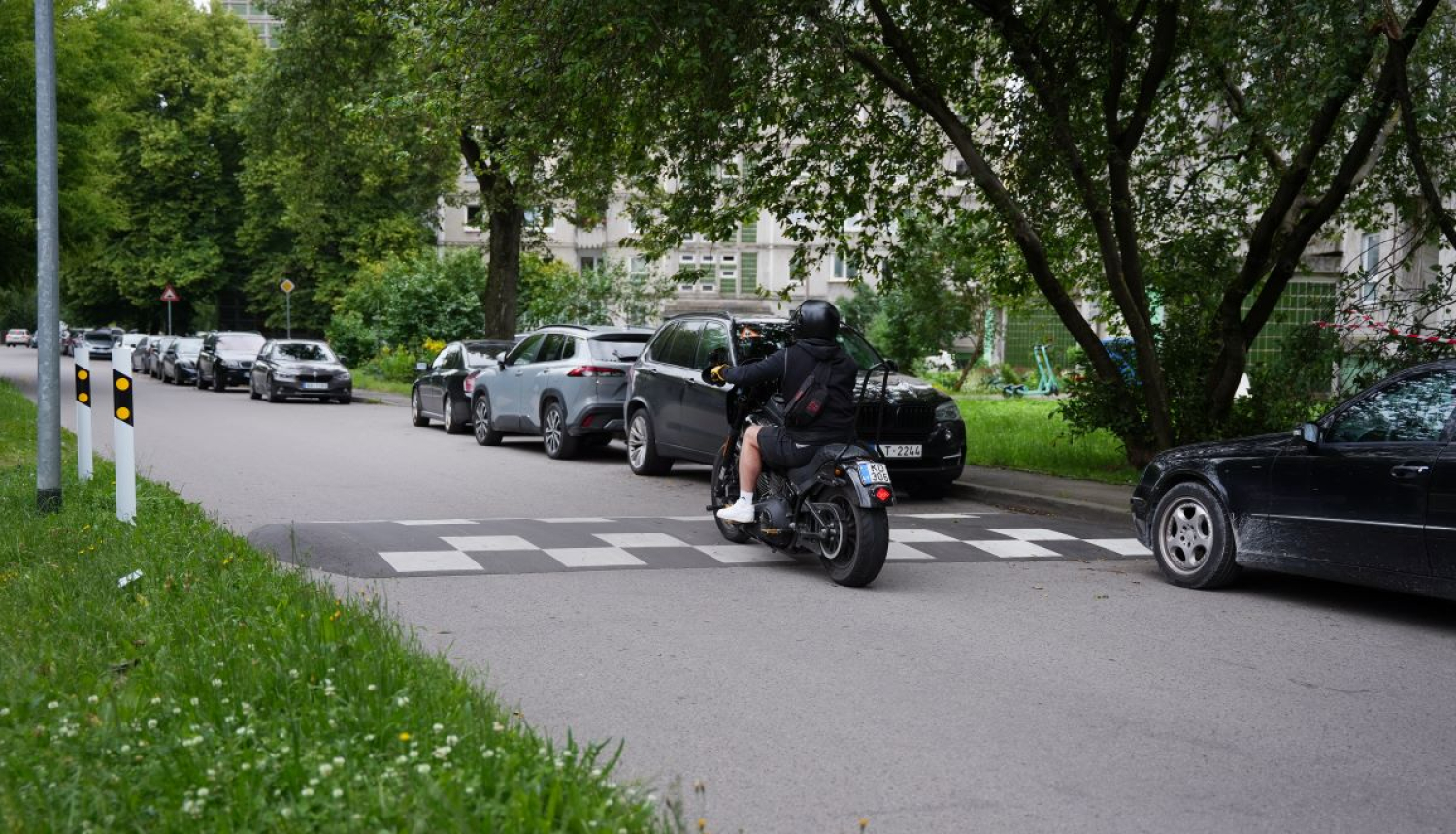 Jauni ātruma vaļņi