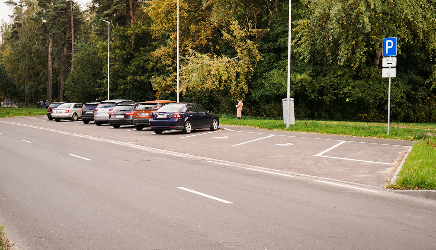 Automašīnas autostavvietā