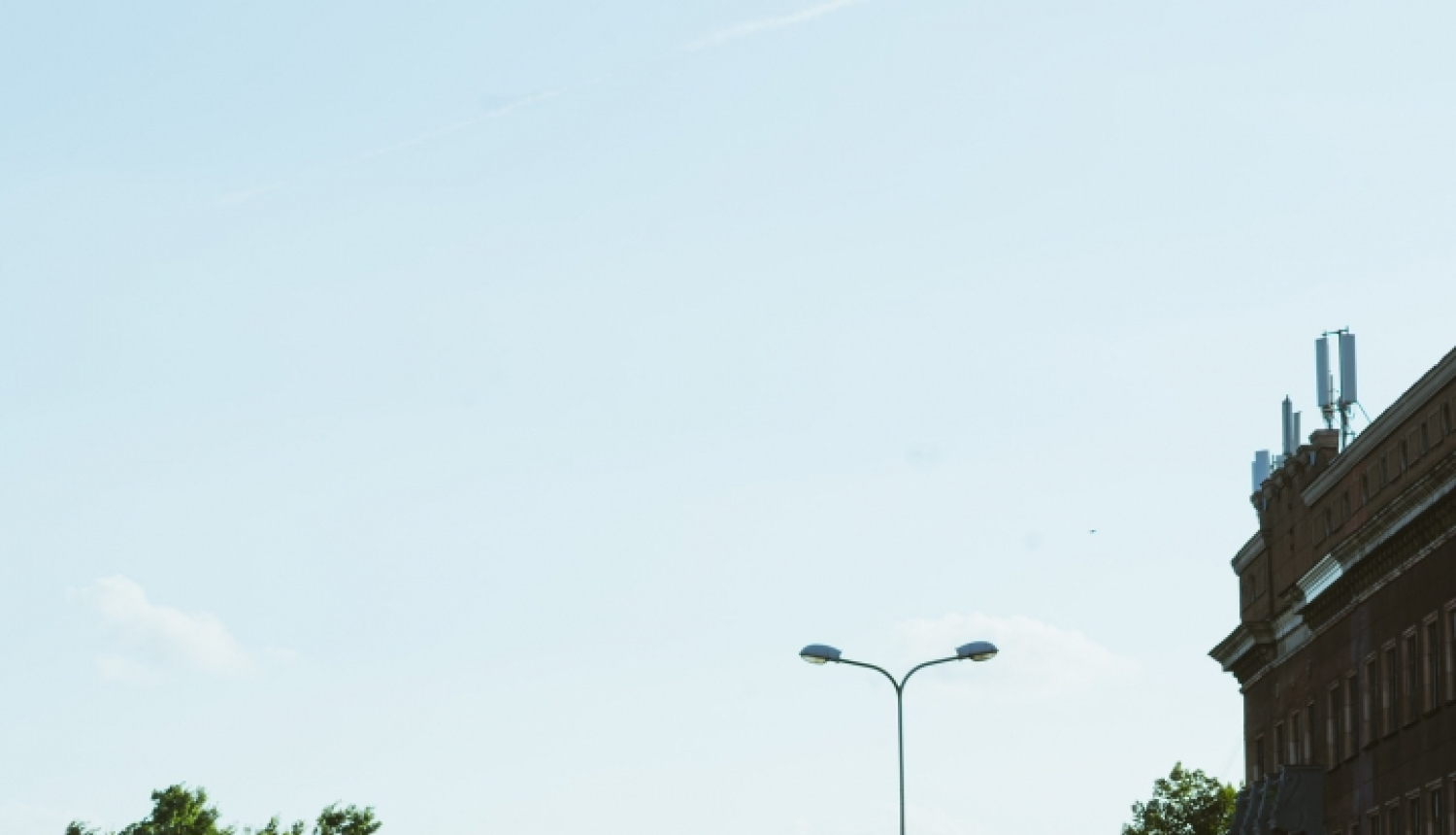 Cilvēki atpūšas Vecrīgā