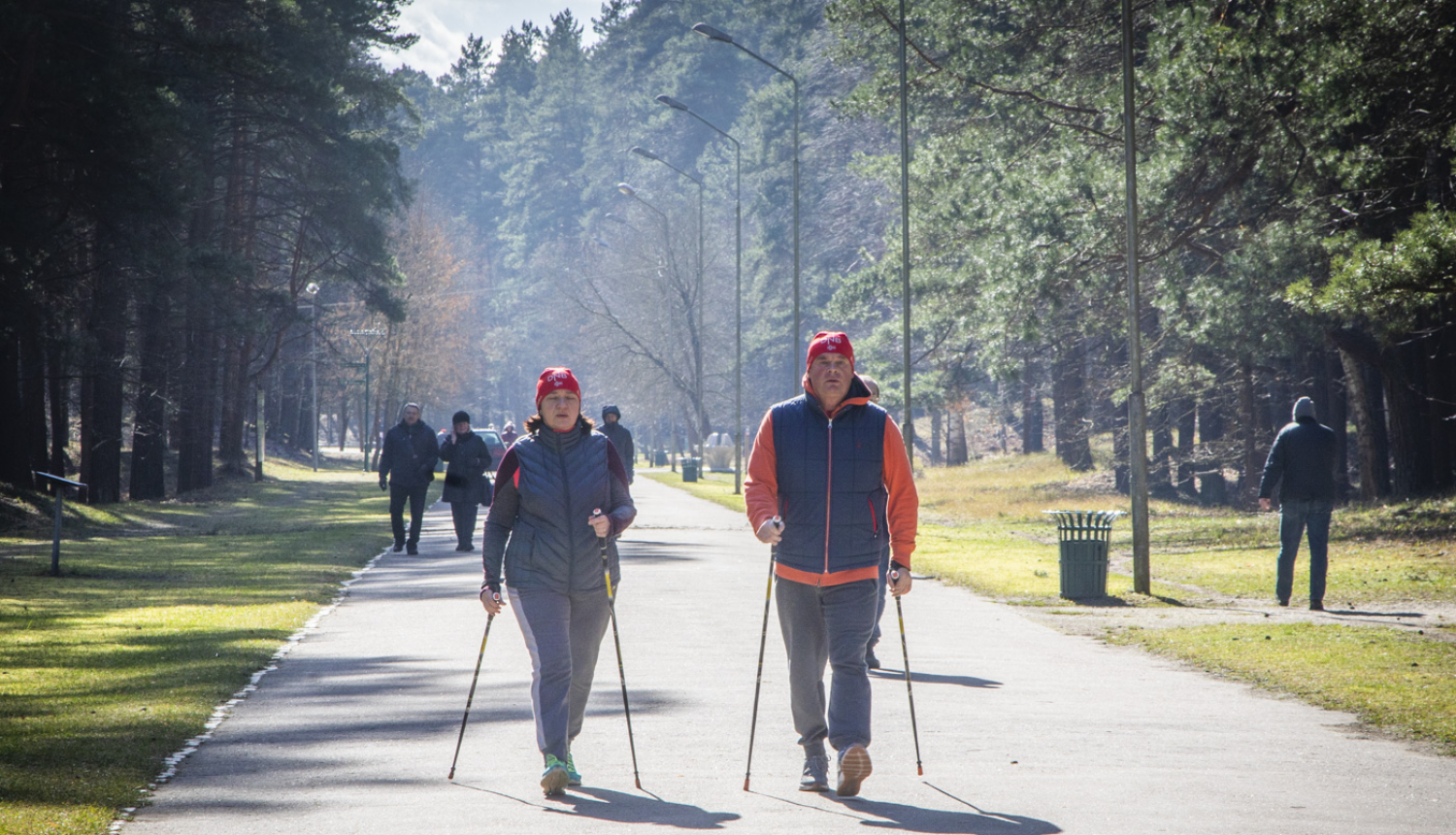 Nūjotāji Mežaparkā