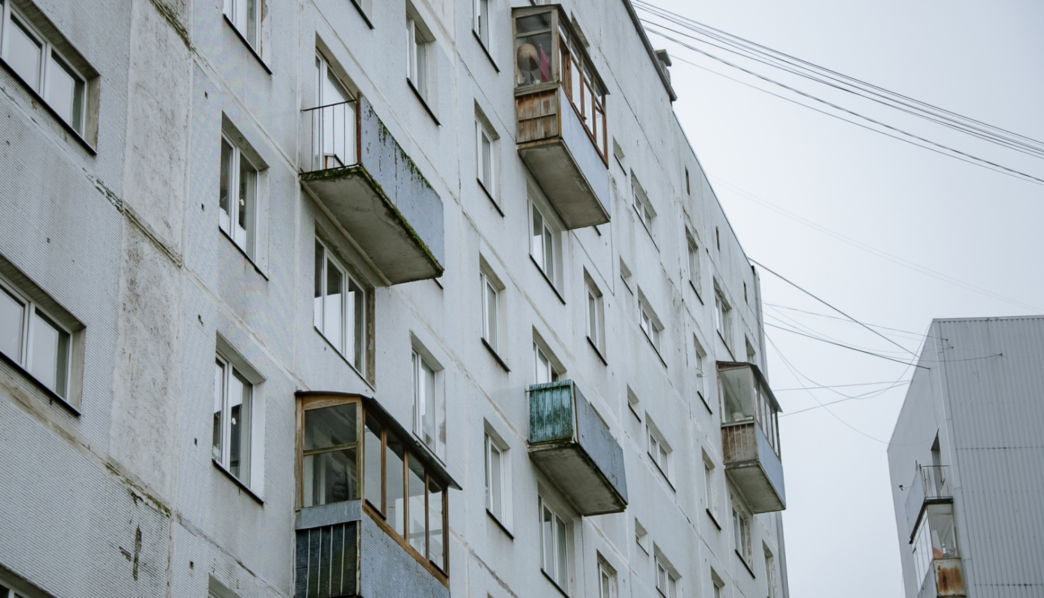 Daudzdzīvokļu māja