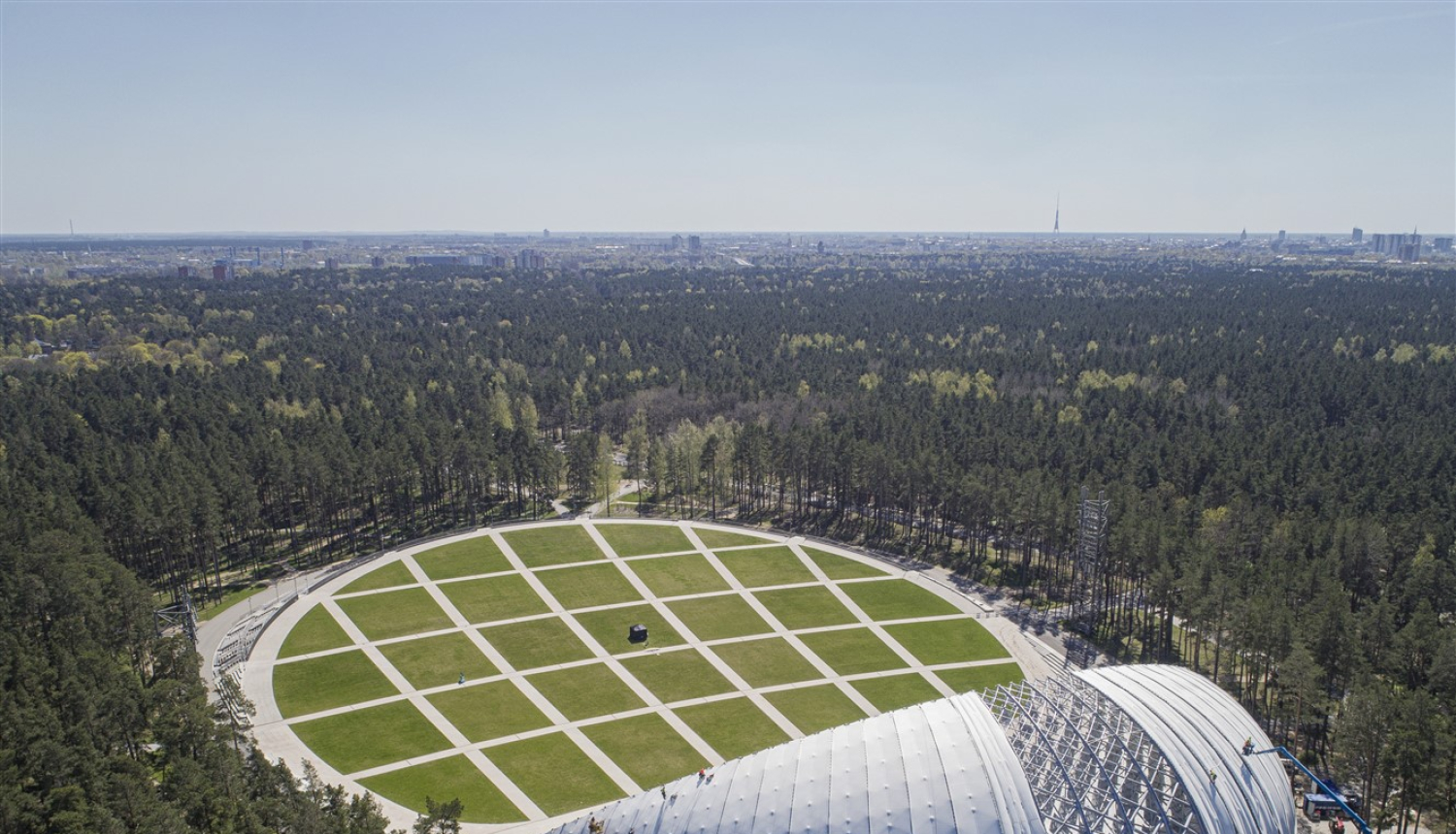 Mežaparka estrādes kupols no augšas