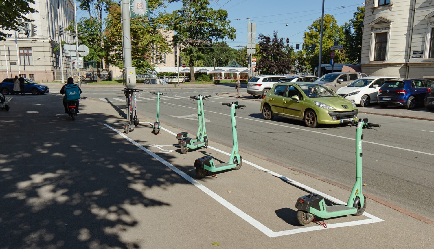 Elektro skūteru novietne