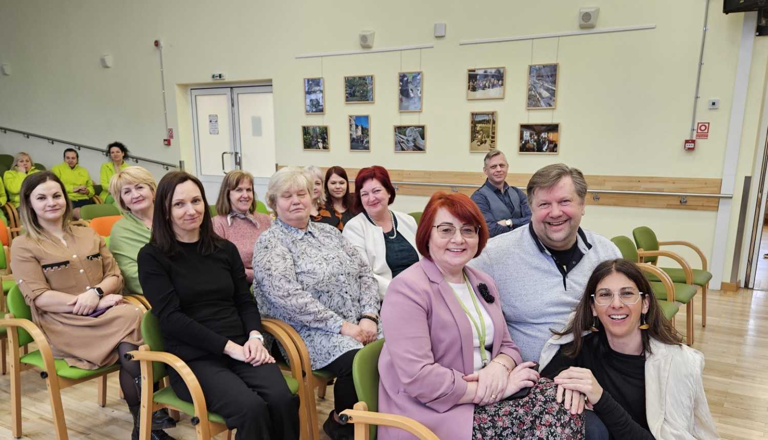 Grāmatu autoru kolektīvs