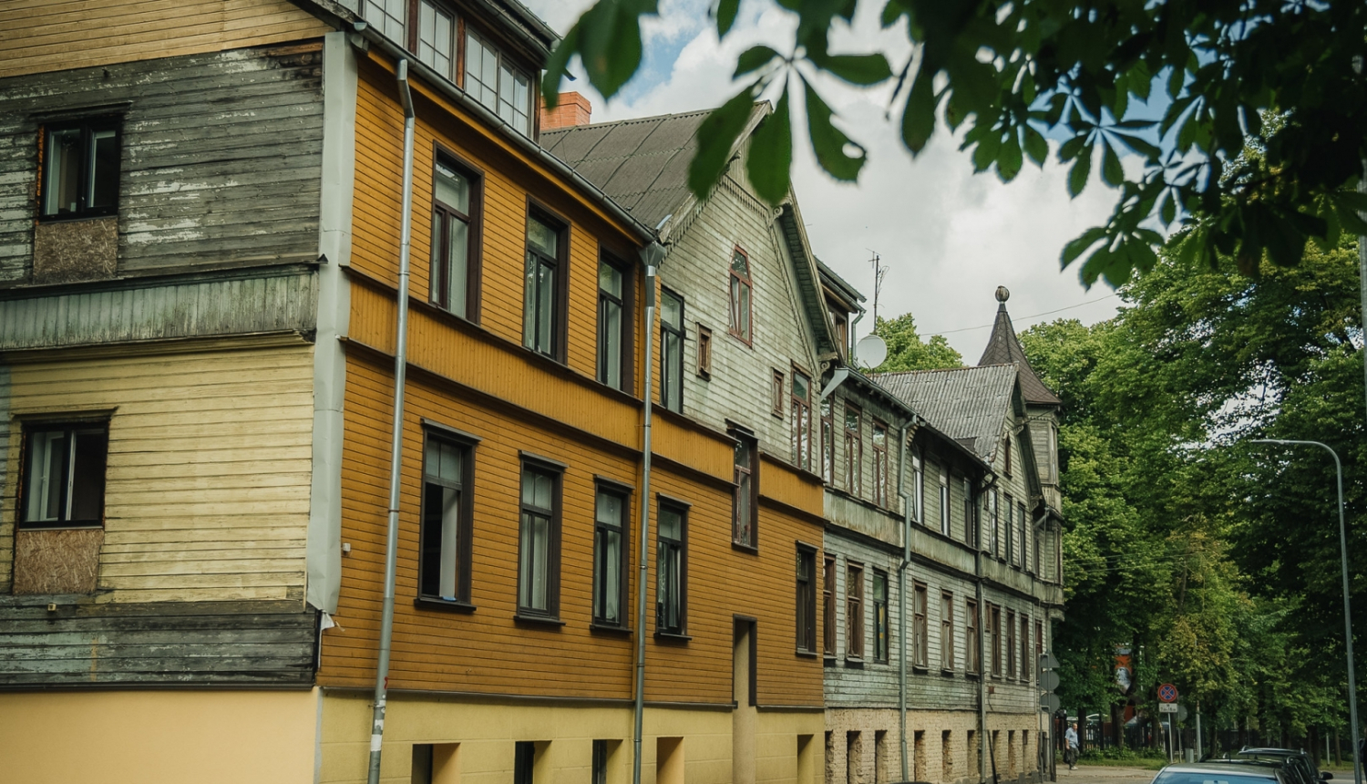 Koka ēkas Āgenskalna