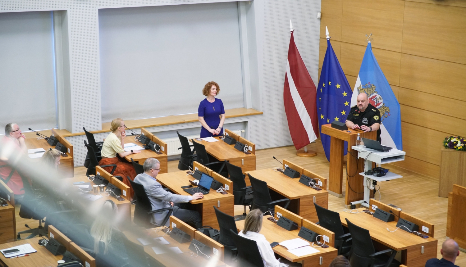 Konference “Pieaugušo neizdarības spogulis”